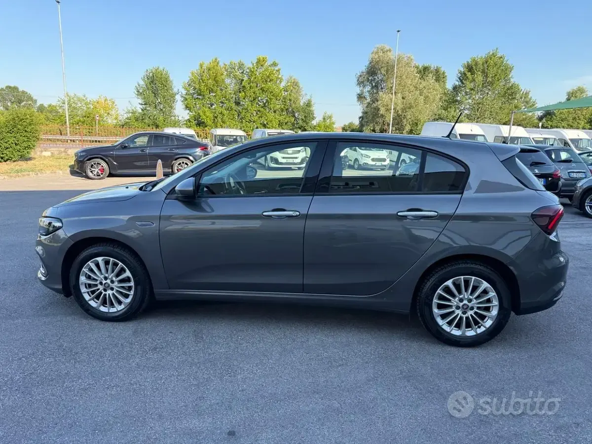 Usata Fiat Tipo Business 95 CV (69 kW) 2021 Grigio Berlina