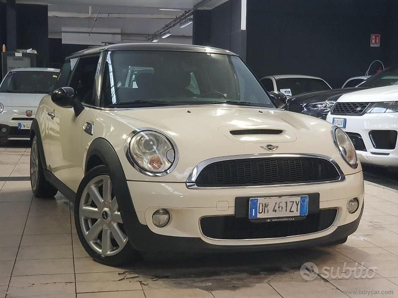 Usata Mini Cooper S 174 CV (127 kW) 2008 Beige Utilitaria