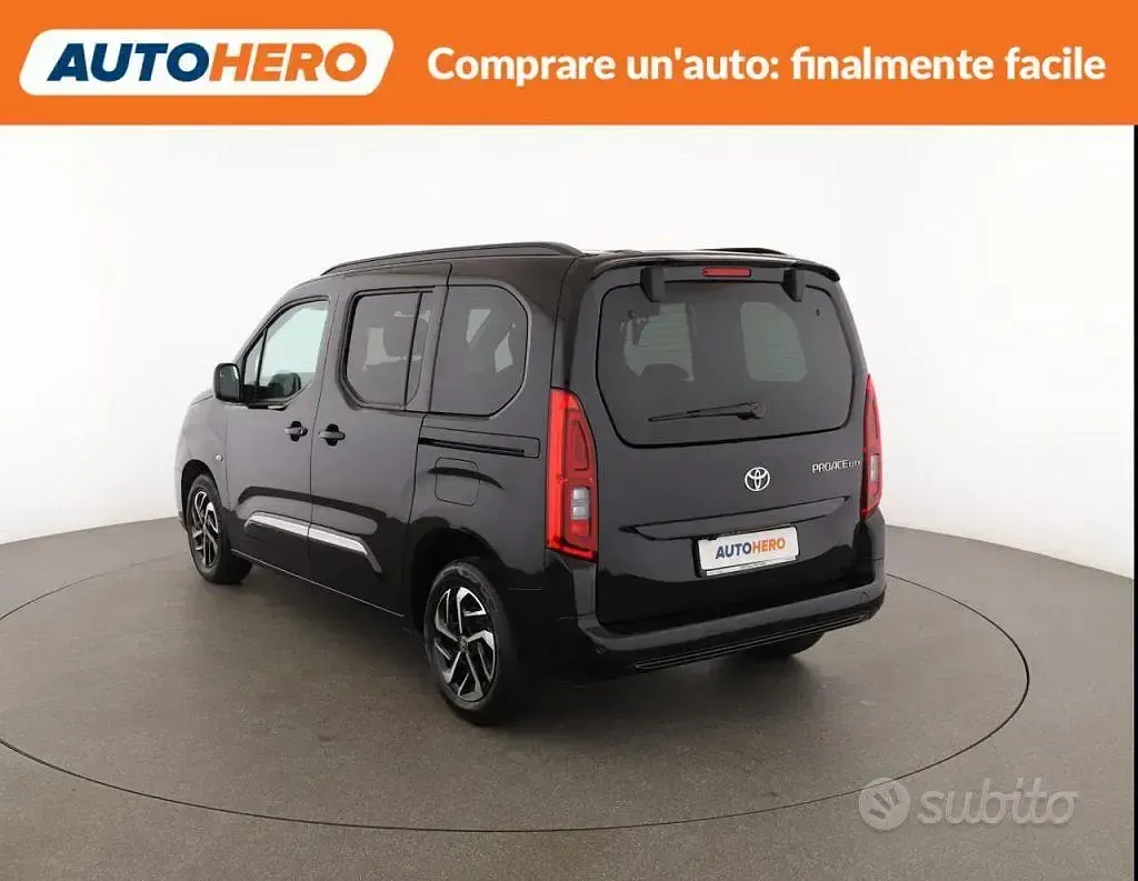 Usata Toyota Proace Verso City 110 CV (80 kW) 2024 Nero Station wagon