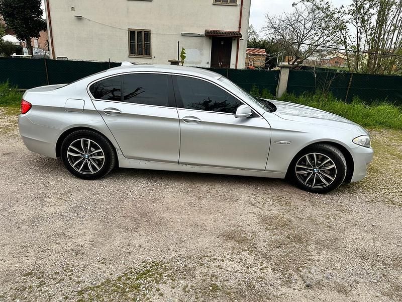 Usata BMW 530 Comfort Edition 2011 Berlina