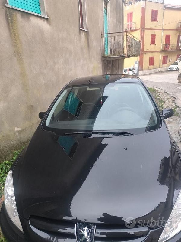 Usata Peugeot 307 110 CV (80 kW) 2005 Nero Berlina