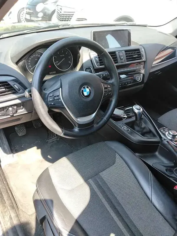 Usata BMW 116 116 CV (85 kW) 2016 Nero Utilitaria