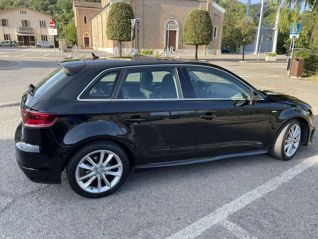 Usata Audi A3 S-Line 110 CV (80 kW) 2015 Nero Berlina