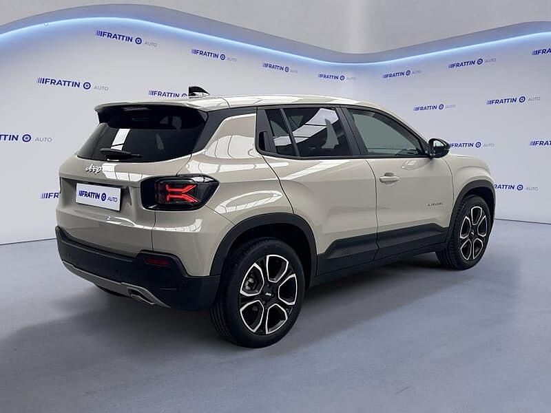 Usata Jeep Avenger Summit 101 CV (74 kW) 2025 Gray SUV