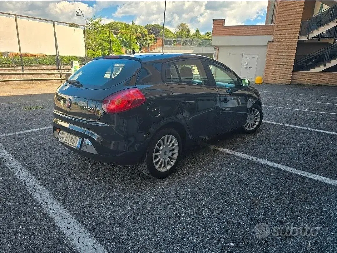 Usata Fiat Bravo Dynamic 90 CV (66 kW) 2007 Nero Utilitaria