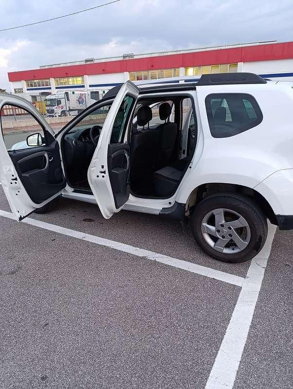 Usata Dacia Duster Lauréate 107 CV (78 kW) 2013 SUV