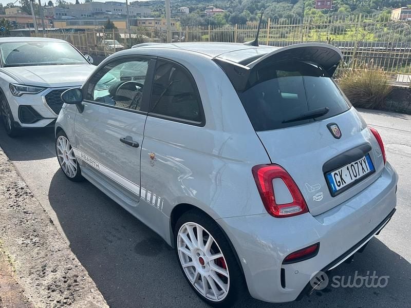 Usata Abarth 695 Esseesse 180 CV (132 kW) 2022 Utilitaria