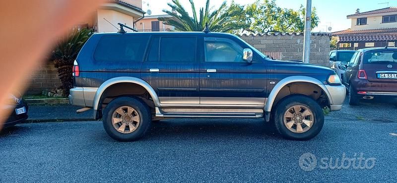 Usata Mitsubishi Pajero Sport 2005 Blu SUV