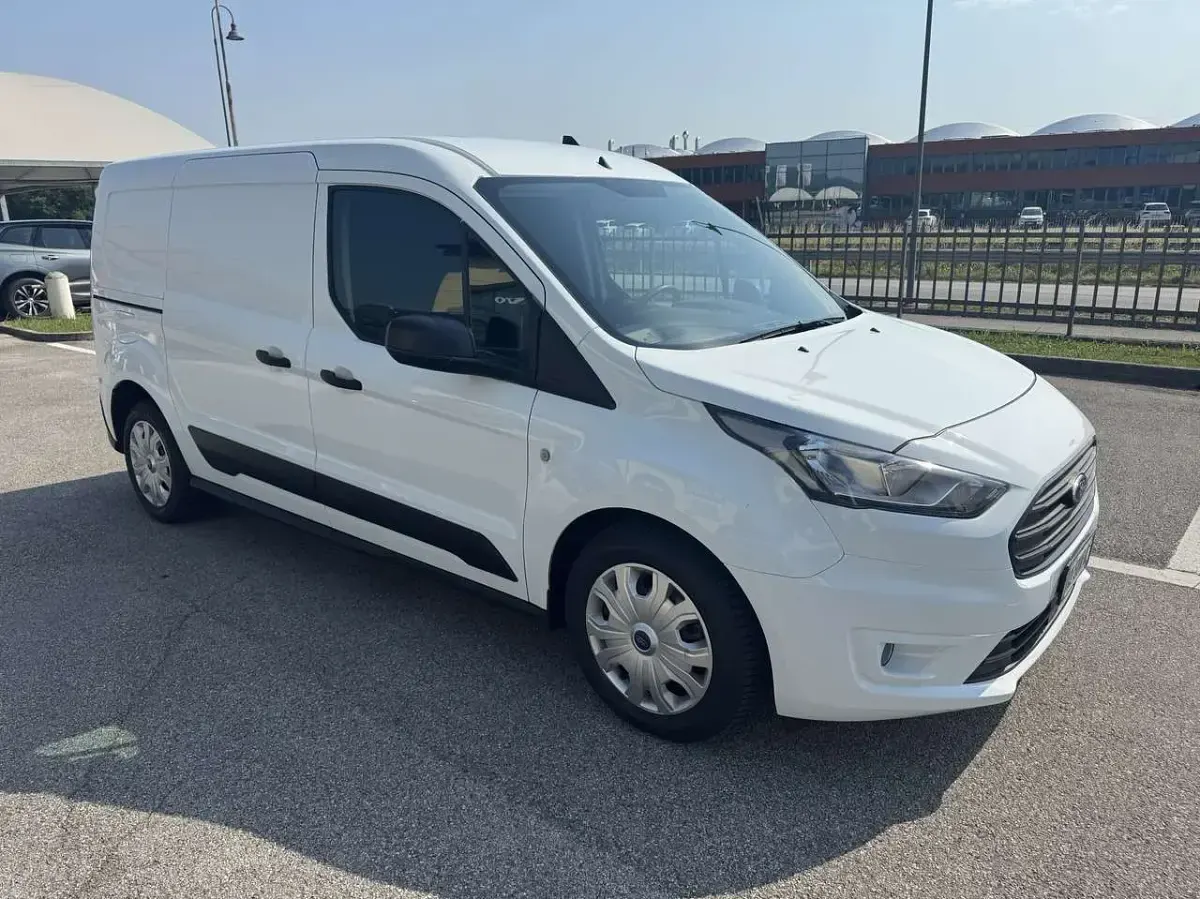 Usata Ford Transit Trend 101 CV (74 kW) 2021 Frozen white Furgone