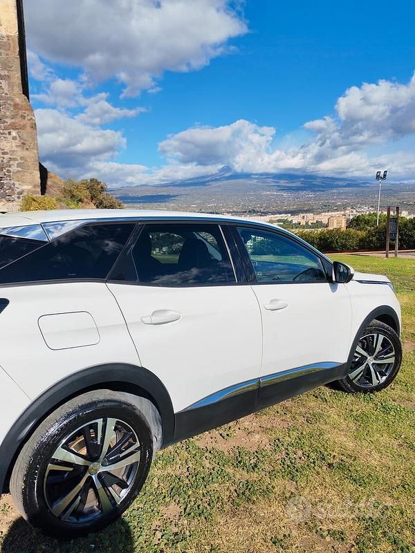 Occasion Peugeot 3008 Business-Line 120 ch (88 kW) 2017 SUV