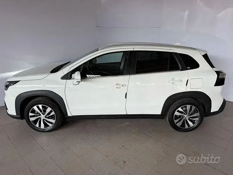 Usata Suzuki SX4 S-Cross 129 CV (94 kW) 2023 Bianco SUV