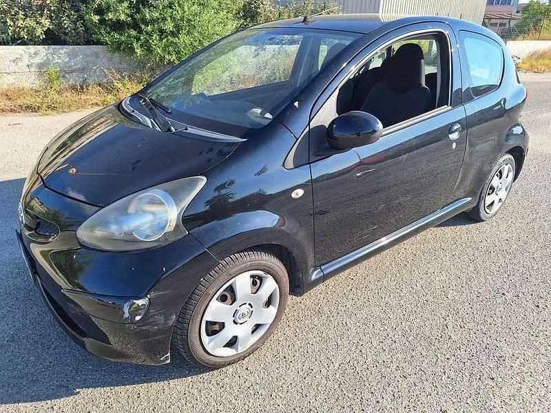 Usata 2007 Toyota Aygo Sol Due volumi | 3000 € (Ottimo prezzo) - Immagine 1/4