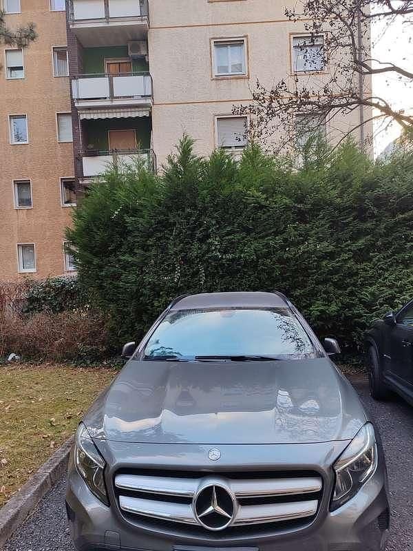 Usata Mercedes GLA200 136 CV (100 kW) 2015 SUV