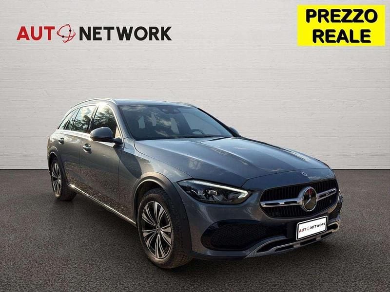 Usata Mercedes C220 Premium 200 CV (147 kW) 2022 Grigio scuro Station wagon