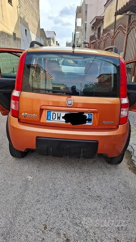 Usata Fiat Panda 77 CV (56 kW) 2009 Utilitaria