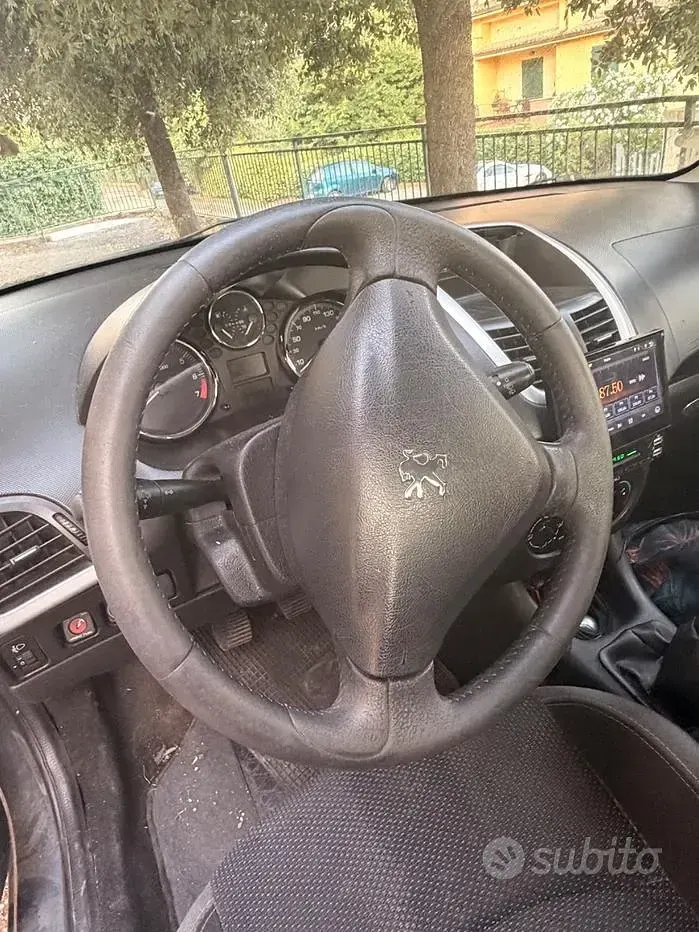 Usata Peugeot 206+ 60 CV (44 kW) 2010 Grigio Utilitaria