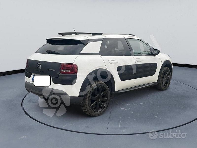 Occasion Citroën C4 Feel 110 ch (80 kW) 2015 Blanc SUV