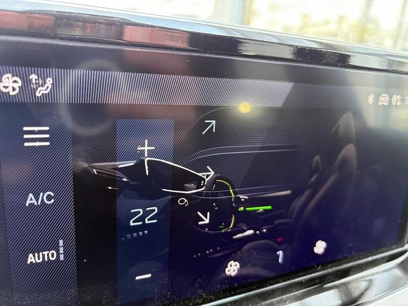 Usata Peugeot 208 Allure 101 CV (74 kW) 2025 Nero Utilitaria