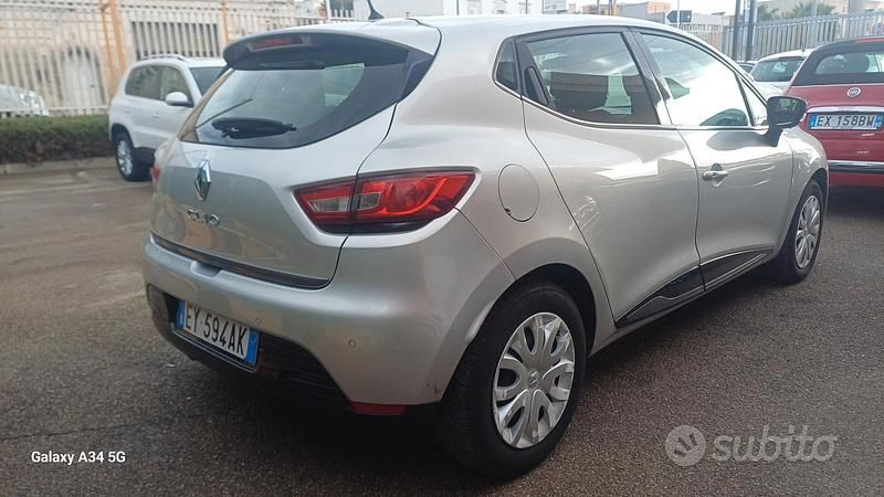 Usata Renault Clio IV 75 CV (55 kW) 2015 Grigio Berlina
