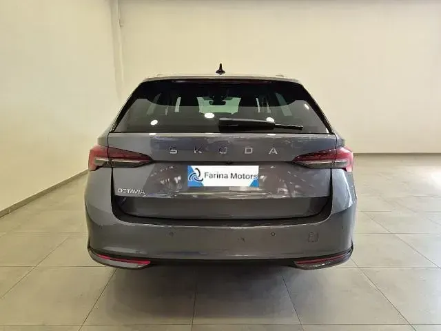 Occasion Skoda Octavia Executive 116 ch (85 kW) 2023 Gris Break