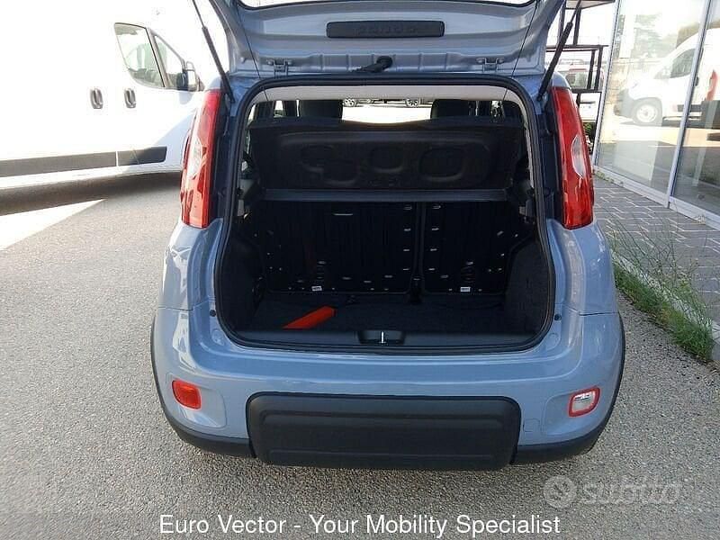 Usata Fiat Panda City Life 69 CV (50 kW) 2022 Grigio silverstone Utilitaria