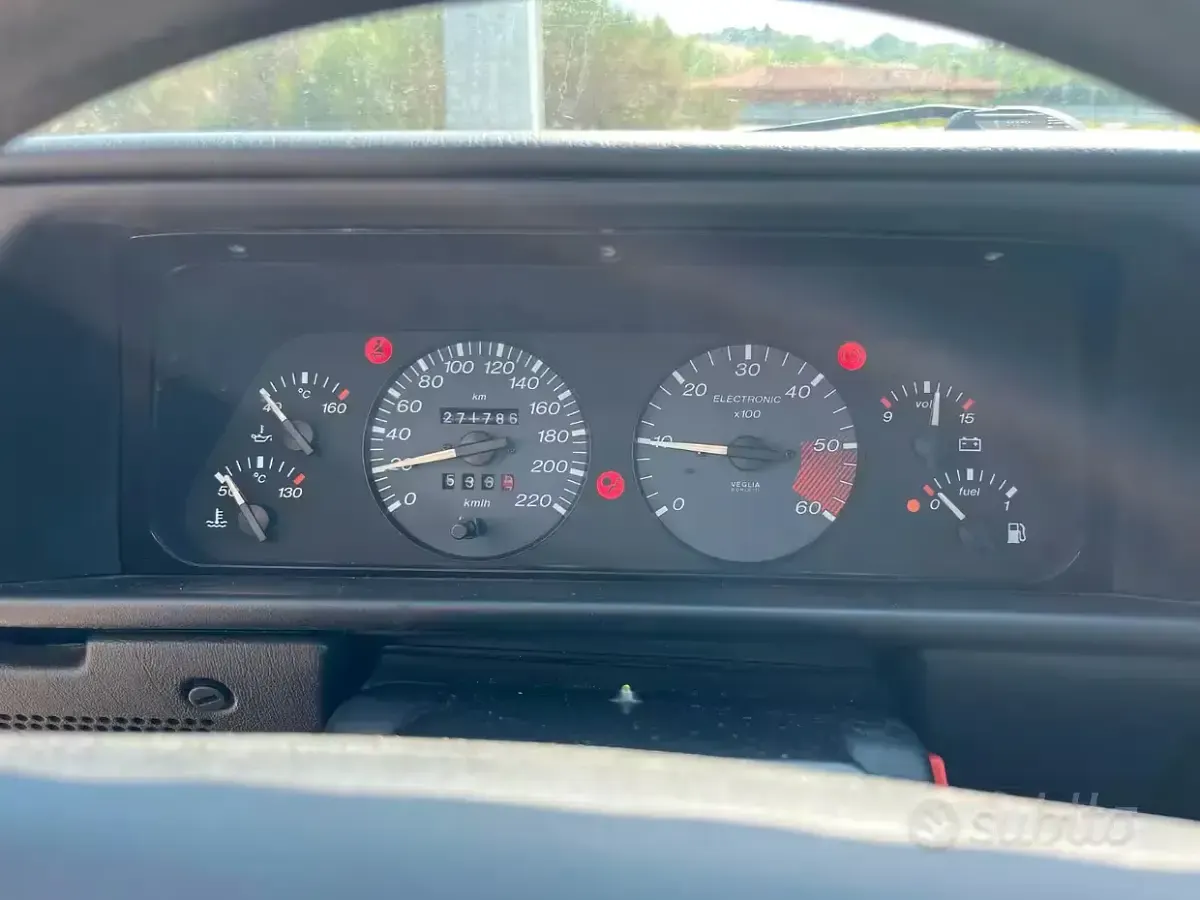 Usata Fiat Croma 92 CV (67 kW) 1996 Grigio Utilitaria