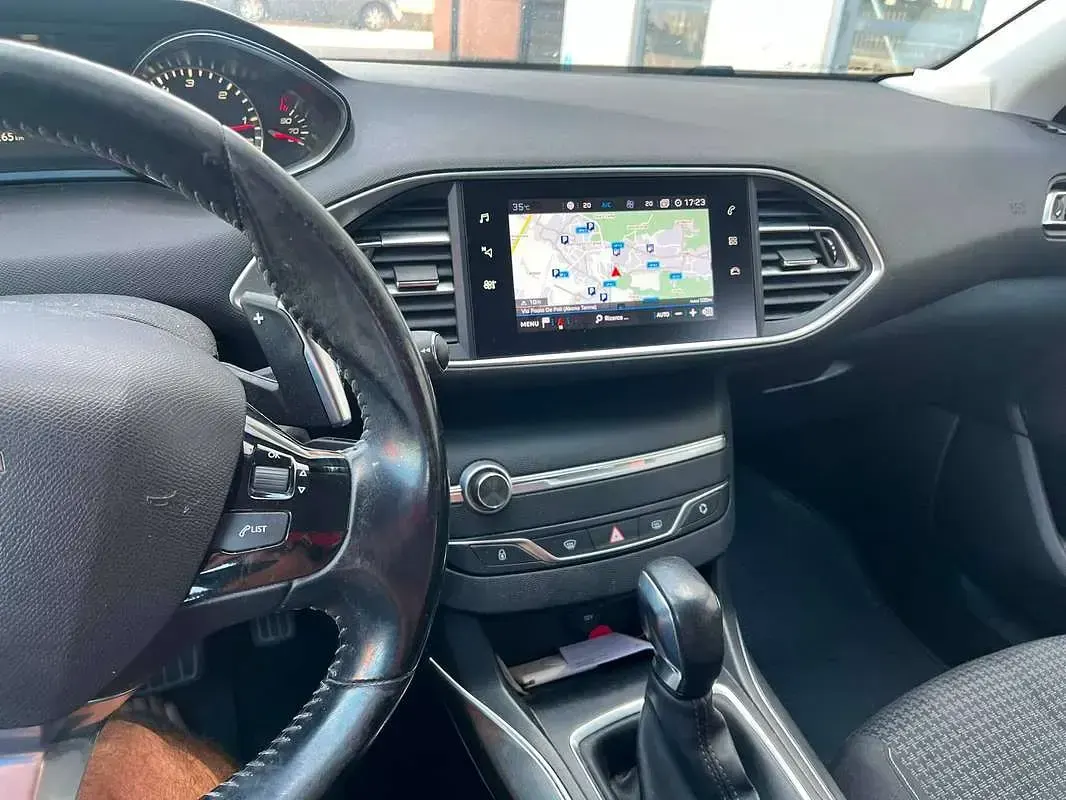 Usata Peugeot 308 Style 131 CV (96 kW) 2019 Argento Station wagon