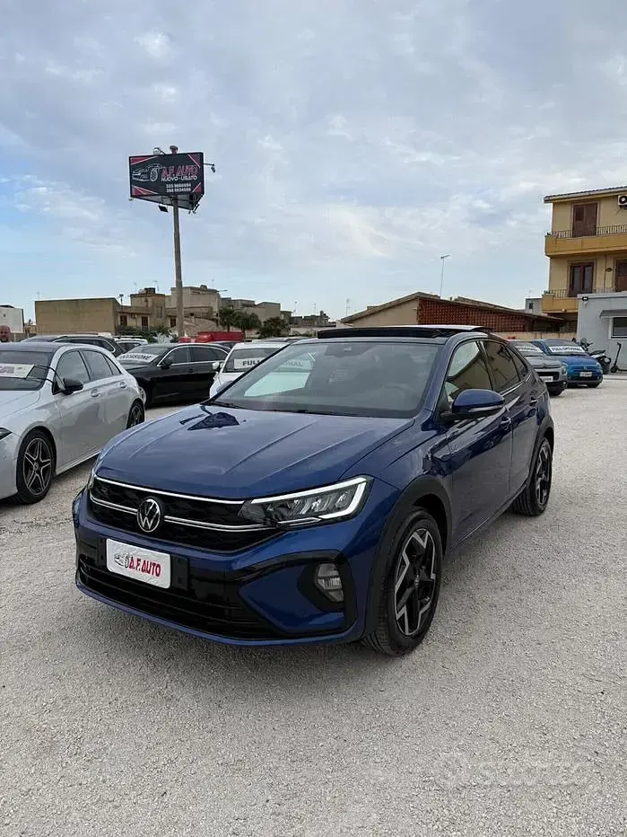Usata VW Taigo R-line 115 CV (84 kW) 2025 Blu SUV