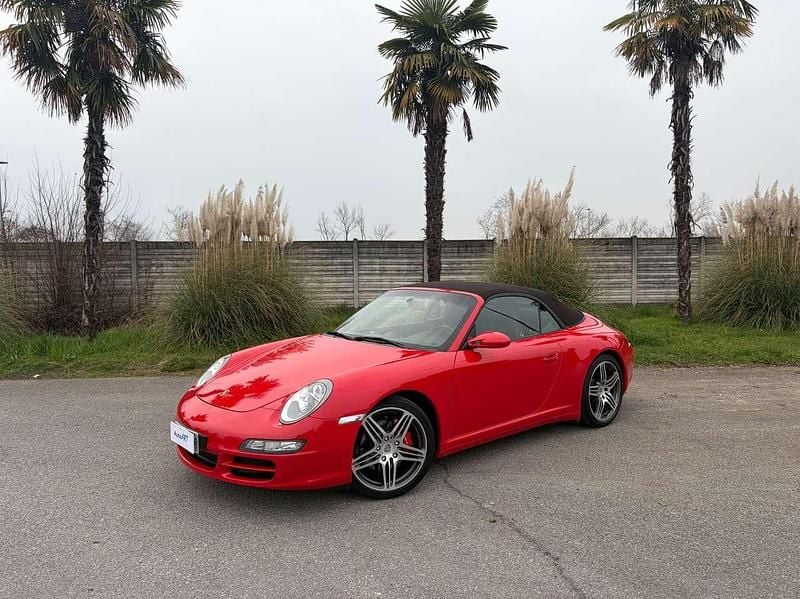 Usata Porsche 997 355 CV (261 kW) 2007 Rosso Cabrio