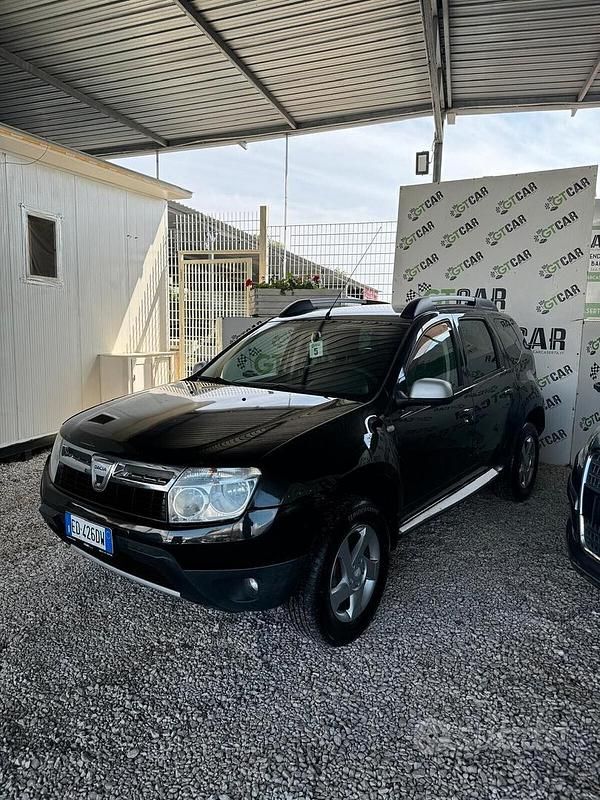 Usata Dacia Duster Lauréate 110 CV (80 kW) 2010 Nero SUV