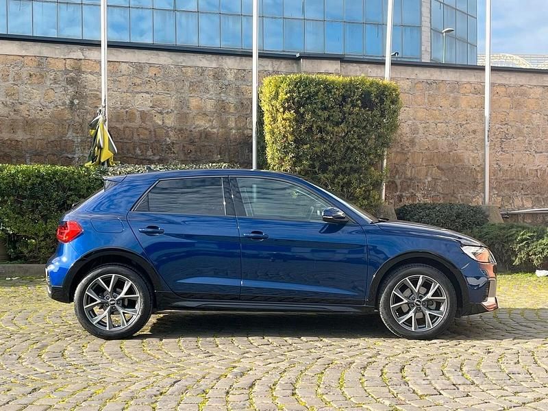 Usata Audi A1 149 CV (109 kW) 2023 Blu Berlina