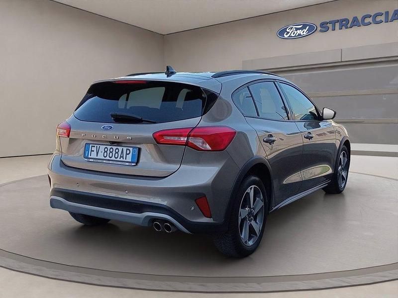 Usata Ford Focus Active 120 CV (88 kW) 2019 Grigio metallizzato SUV