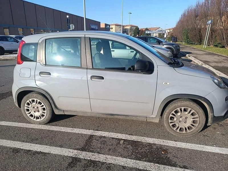 Usata Fiat Panda Red 69 CV (50 kW) 2022 Grigio Utilitaria