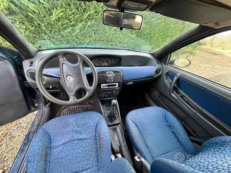 Usata Lancia Ypsilon 2000 Blu Utilitaria