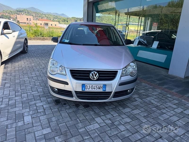 Usata VW Polo 69 CV (50 kW) 2007 Grigio Utilitaria