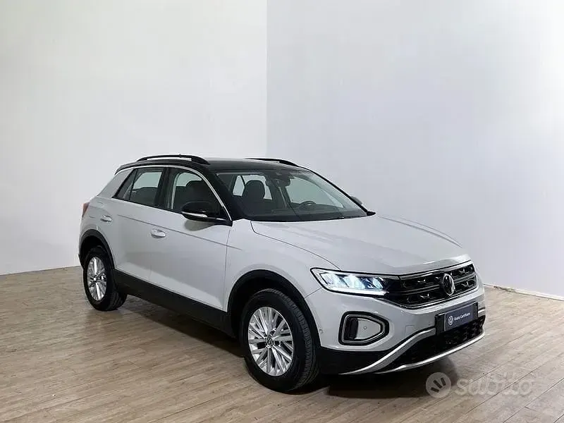 Brugt VW T-Roc Life 110 HK (80 kW) 2023 Grå SUV