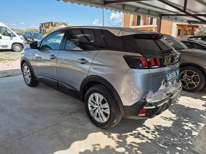 Usata Peugeot 3008 Allure 149 CV (109 kW) 2017 Grigio SUV