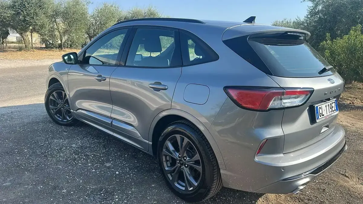 Usata Ford Kuga ST-Line X 120 CV (88 kW) 2022 SUV