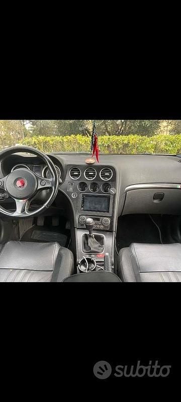 Usata Alfa Romeo 159 136 CV (100 kW) 2010 Nero Station wagon