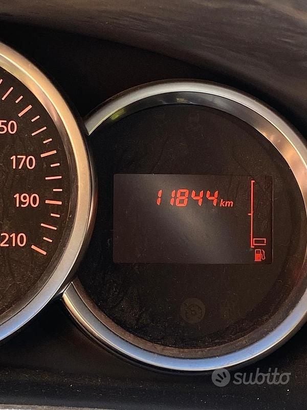 Usata Dacia Sandero 75 CV (55 kW) 2020 Bianco Berlina