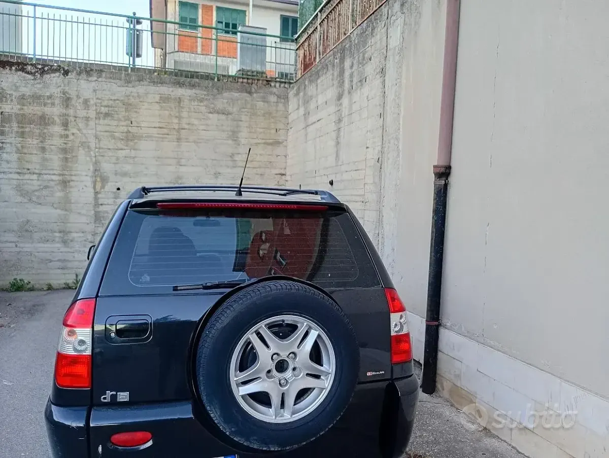 Usata DR DR5 2010 Nero SUV