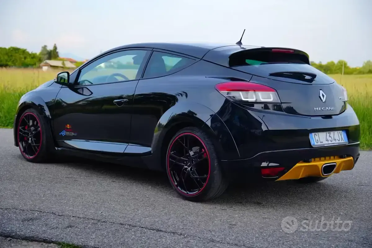 Usata Renault Mégane Coupé R.S. 265 CV (194 kW) 2012 Nero Coupé