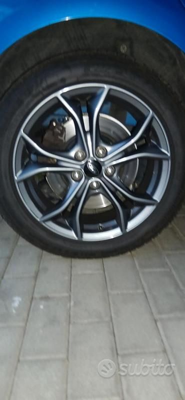 Usata Ford Focus Sport 100 CV (73 kW) 2019 Blu Berlina