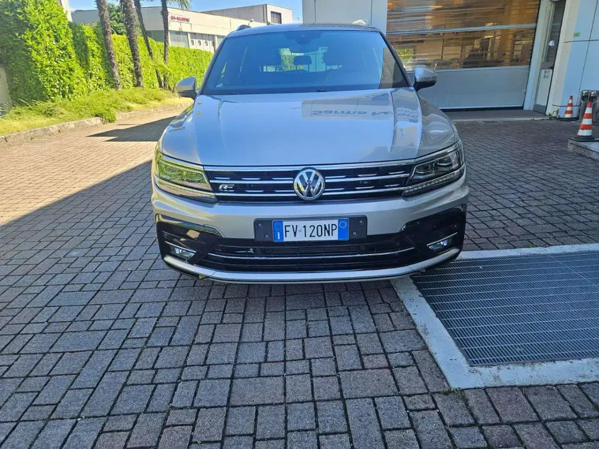 Usata VW Tiguan Sport 150 CV (110 kW) 2019 Grigio medio SUV