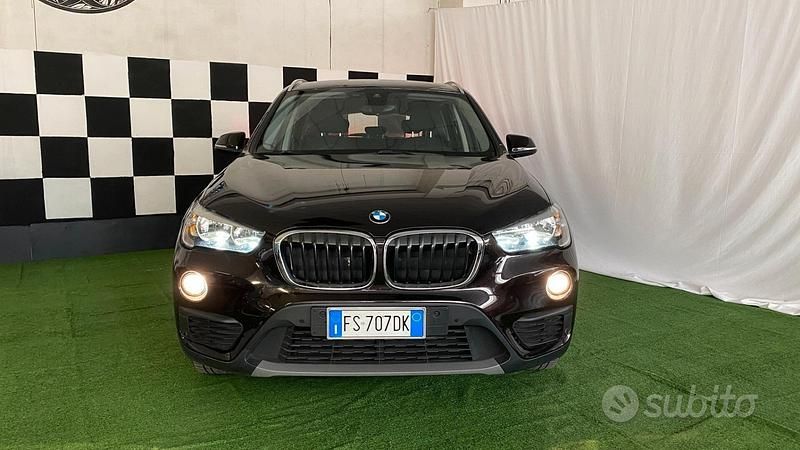 Marrone Usata 2018 BMW X1 Efficient Dynamics SUV | 21.900 € (Buon prezzo) - Immagine 1/4