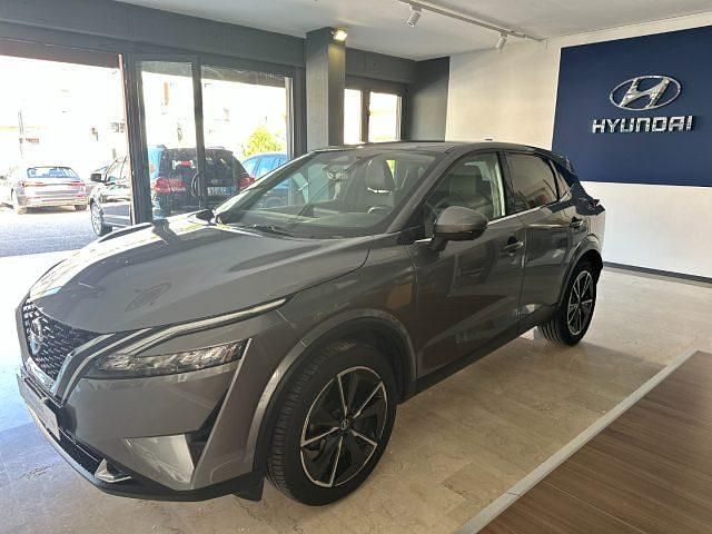 Usata Nissan Qashqai Tekna+ 158 CV (116 kW) 2022 Grigio scuro SUV