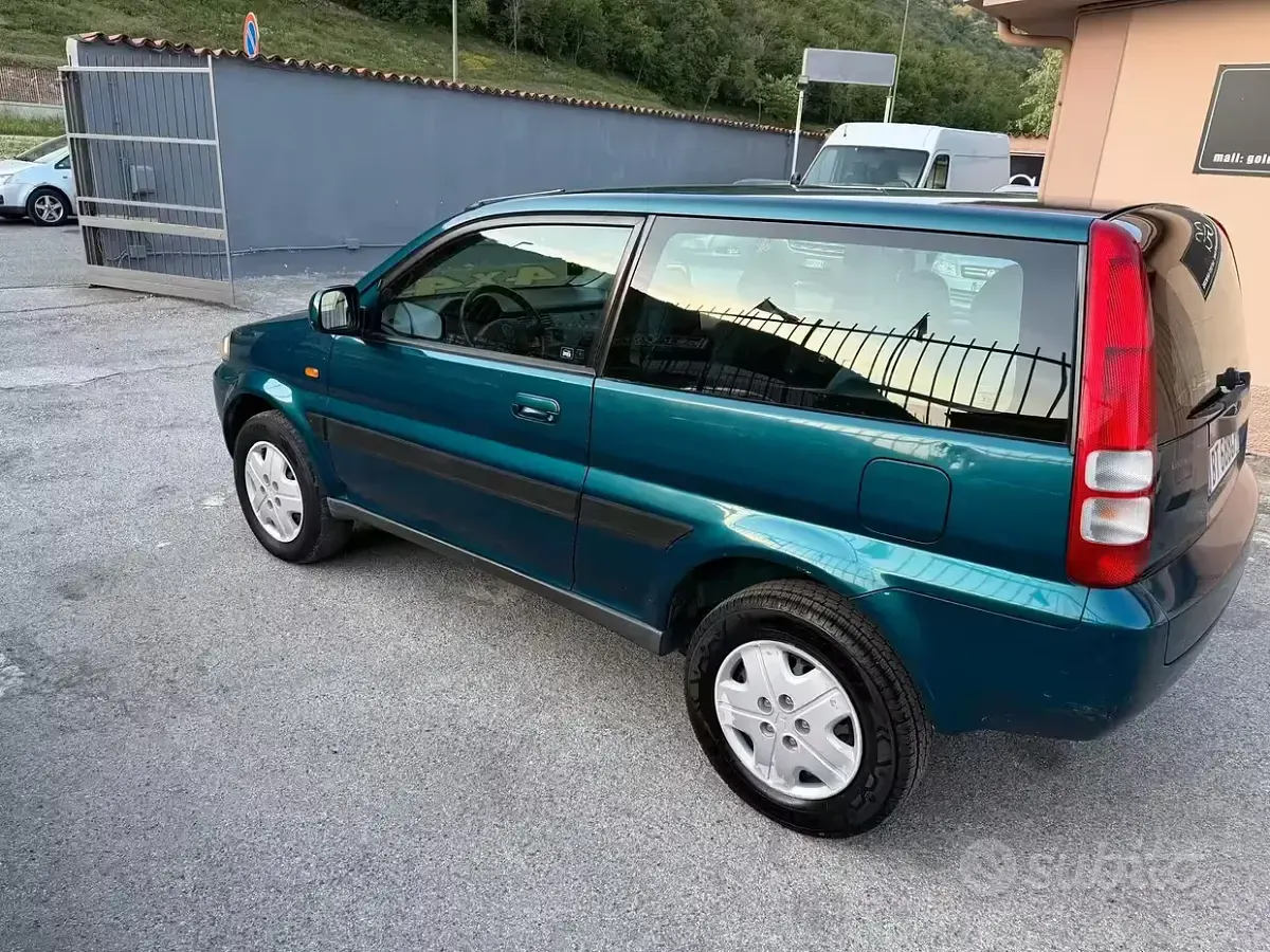 Usata Honda HR-V 105 CV (77 kW) 2001 Verde SUV