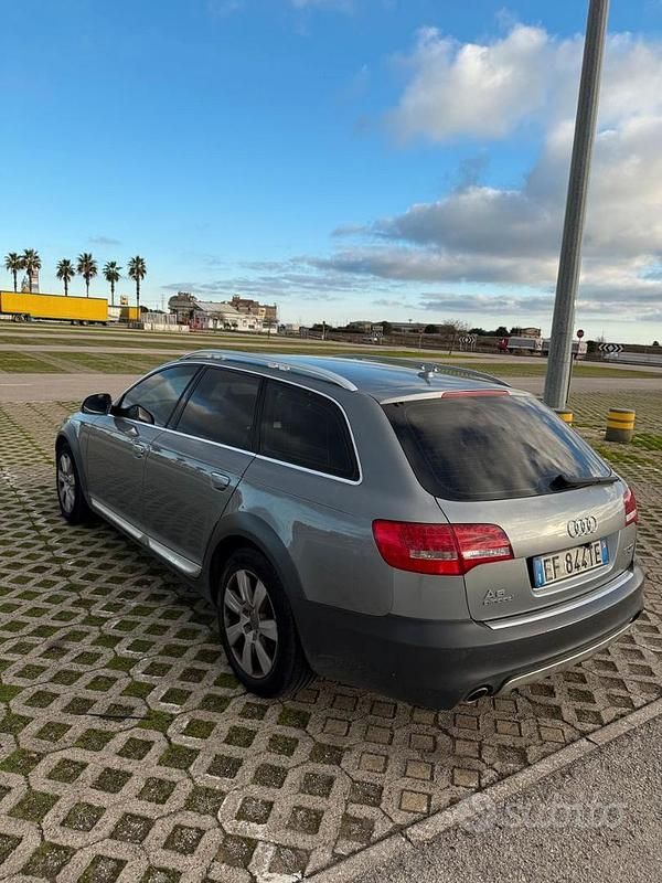 Usata Audi A6 Allroad Ambiente 240 CV (176 kW) 2010 Grigio Station wagon