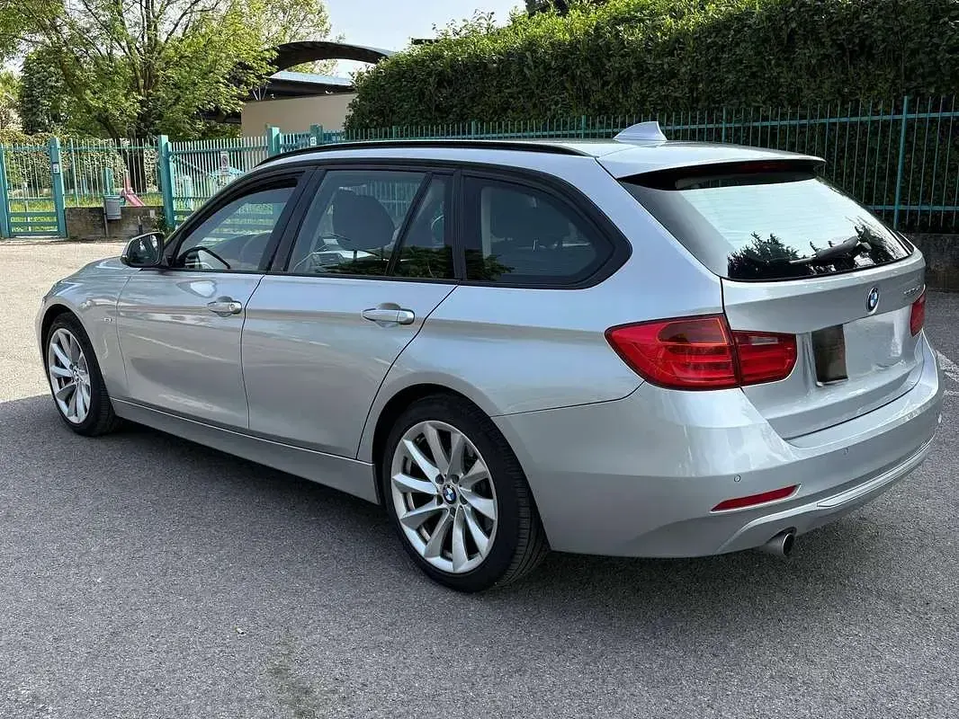 Usata BMW 320 184 CV (135 kW) 2012 Argento Station wagon