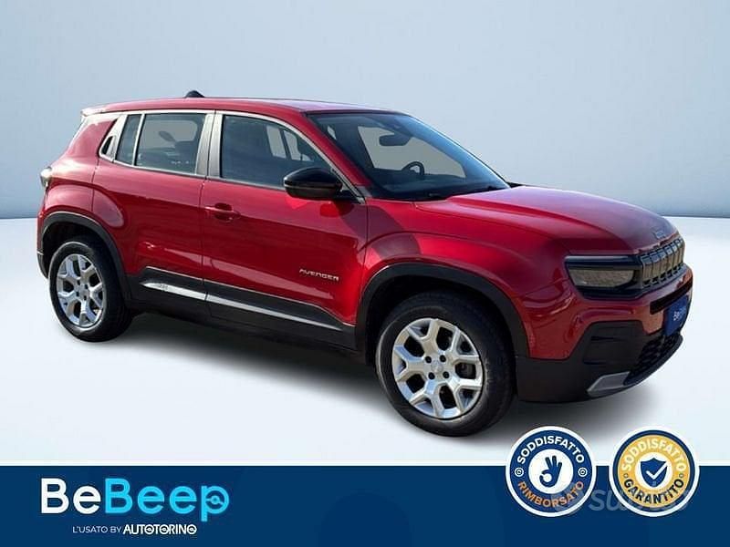 Usata Jeep Avenger Altitude 100 CV (73 kW) 2023 Rosso metallizzato SUV